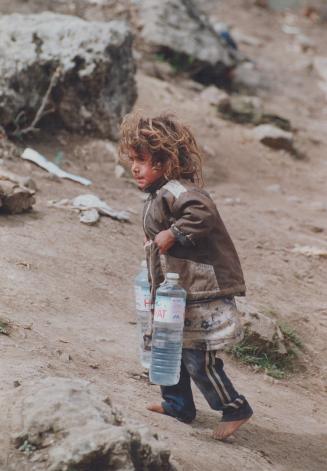 Kurds - Refuge Girl At Turkish - Iraq Border