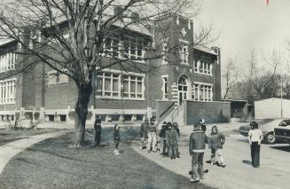 One of the oldest schools in South Peel, 57-year-old Forest Avenue Public School in Port Credit, will be demolished this month to make way for a new s(...)