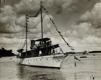Royal Canadian Naval Volunteer Reserve has taken over this steam yacht, Magedoma, as a training ship