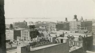 Toronto Downtown circa 1910 . Looking southwest from Traders' Bank building, north east corner Yonge & Colborne Streets