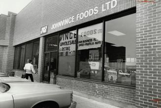 Johnvince: The jelly bellies are good and the shopping is easy at Johnvince, a wholesale-retail food mart in Downsview