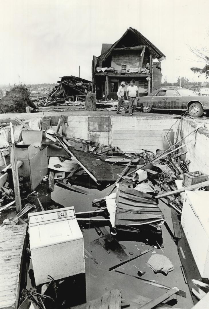 Storms - Tornados - Ontario - Woodstock Area