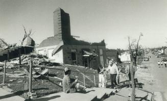 Storms - Tornados - Ontario 1985 (2 files) 2 of 2 files 60