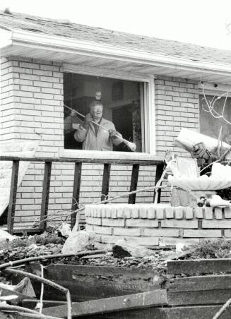 Storms - Tornados - Ontario 1985 (2 files) 2 of 2 files 60