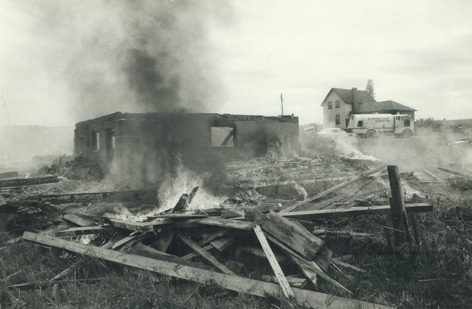 Storms - Tornados - Ontario 1985 Rebuilding