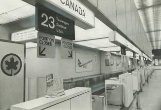 Empty of Passengers - and clerks-departures Jobby at Toronto International Airport stands deserted today after 1,750 air controllers walked off their (...)