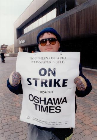 Strikes - Canada - Ontario - Oshawa newspaper
