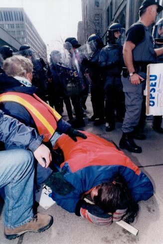 Strikes - Canada - Ontario - Public Service 1996 - Miscellaneous