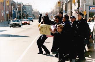 Strikes - Canada - Ontario - Toronto - miscellaneous 1990