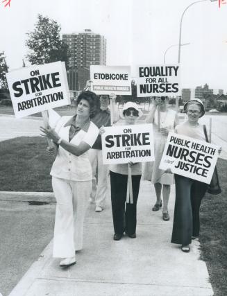 Nurses Picket in Etobicoke