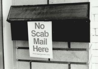 Supporting the mail strike, This letter carriers' union is issuing cards that supporters can hang on their mailboxes, to turn away letters delivered b(...)