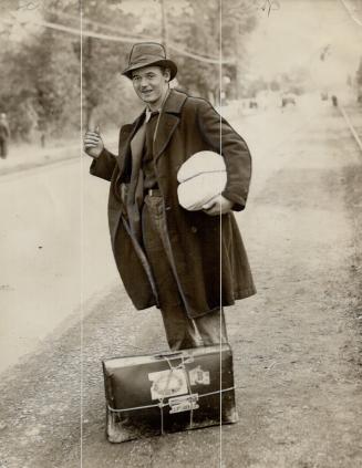 Relief strikers paid off-ret, As the result of an order received from Ottawa, the relief camp at Lakeview was closed to-day and most of the 700 men ac(...)