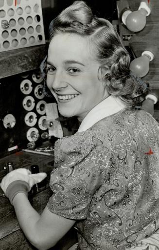 Doris Vye expert on making radio tubes
