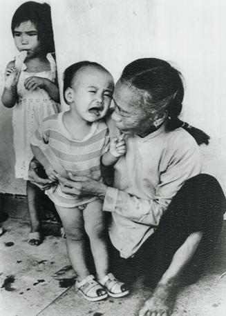 War - Vietnam War - Refugees (South Vietnam) 1979