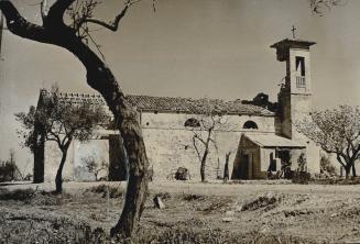 A church on the site of the Canadian cemetery in Italy which was partially destroyed by the Germans is to be restored and used as a shrine. The chapel(...)