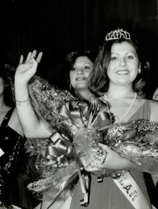 Royal Wave, Rossana Inarejo, 21, was crowned queen at the Latin American Beauty Pageant yesterday at the Harbour Castle Convention Centre. The green-e(...)