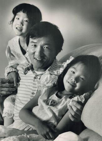Toronto geophysicist Kin-Yip Chun with daughters, 5-year-old Yi-Jun, front, and Yi-Bing, 6