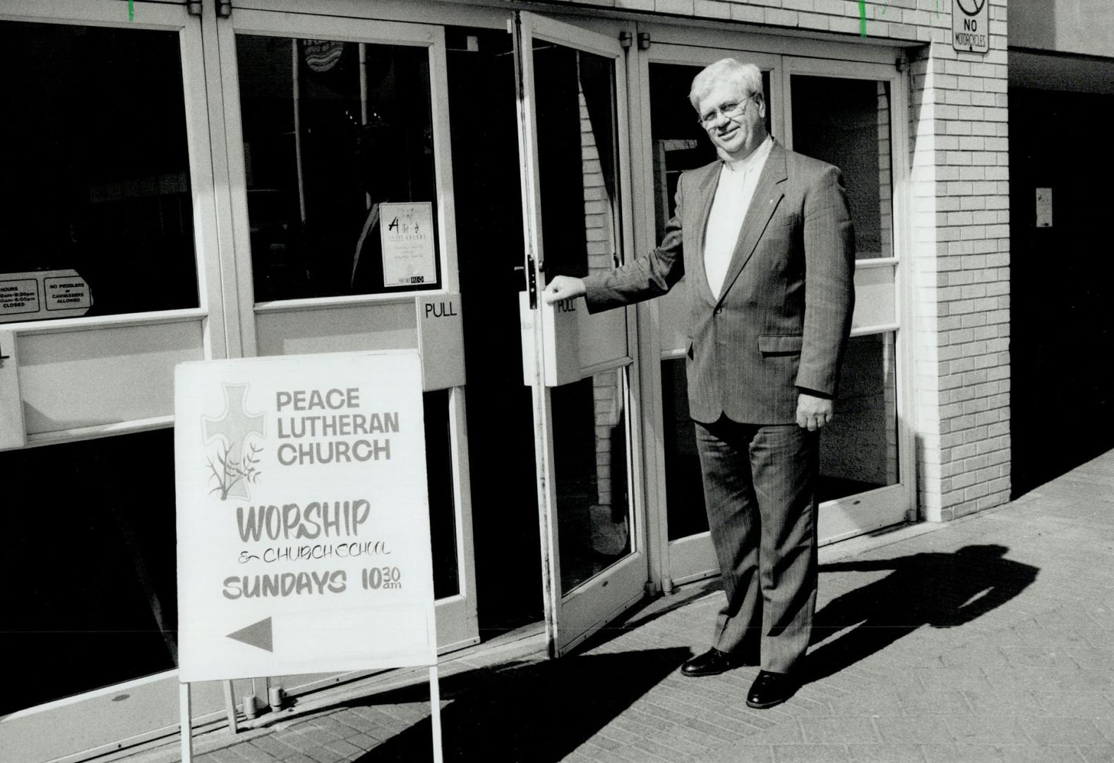 Rev. Robert Hutchison