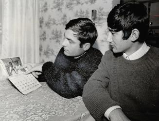 Time has run out for Ante Ivancev (left) and Slavko Smolian, Yugoslav ship jumpers living in Scarboro, who were to be deported today. They check date (...)