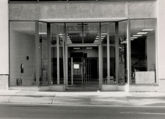 Immigration office on Eglinton Ave