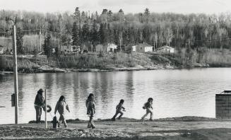 Indians - Canada - Tribes - Ojibway - Grassy Narrows Reserve, Kenora