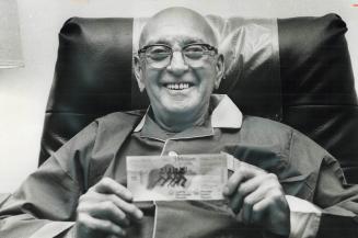 A $5,000 winner in the Olympic Lottery, 71-year-old Jack Grice, thought at first he'd won only $1,000, but his daughter-in-law called him back to corr(...)