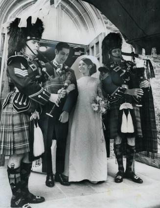 Mr. and Mrs. William Headon are piped from Grace Church on the Hill by pipers in full Scottish dress after their late Saturday afternoon wedding. Mrs.(...)