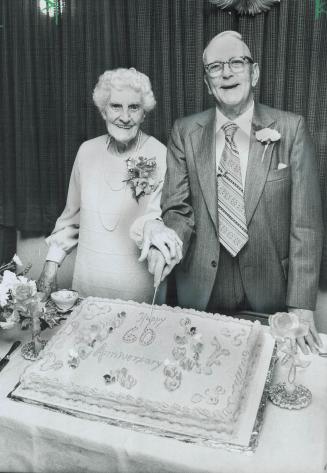 Diamond wedding anniversary, Florence and Albert Heal celebrate their 60th wedding anniversary yesterday with a party in their home in the Stavebank Rd. senior citizens' building in Port Credit