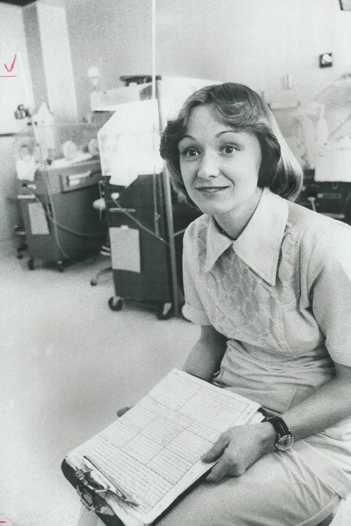 Mrs. Janice Gash, above, of the neonatal transport team at the Hospital for Sick Children, says that child birth at home, rather than in a hospital, p(...)