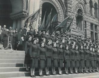 The kickoff of a $745,950 drive, Mayor Philip Givens (left) stands with members of the Salvation Army at City Hall where he officially opened the Army(...)