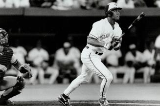 Going, going . . . Roberto Alomar watches his home run off Detroit's Bill Guilickson clear the fence in the first inning. Jays led 6-1 after two innings, but the Tigers battled back