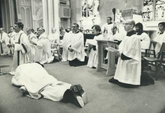 Auxiliary Bishop is ordained. A Yugoslav-born Roman Catholic priest yesterday was ordained Auxiliary Bishop of Toronto - with special responsibilities(...)