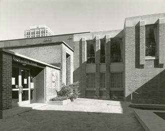 Toronto Public Library. Boys and Girls House and Branches Division headquarters (opened 1964) with entrance and owl sculpture from 1951, St. George Street, west side, between College & Russell Streets.