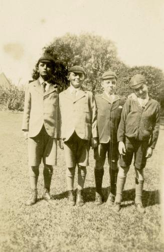 Denis and Adrian Conan Doyle in Melbourne, Australia, 1920