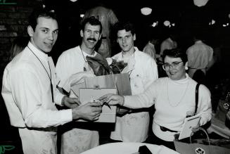 Sylvain Lefebre, left, Jamie Macoun Felix Potvin with Liz Pashby Have a heart dinner