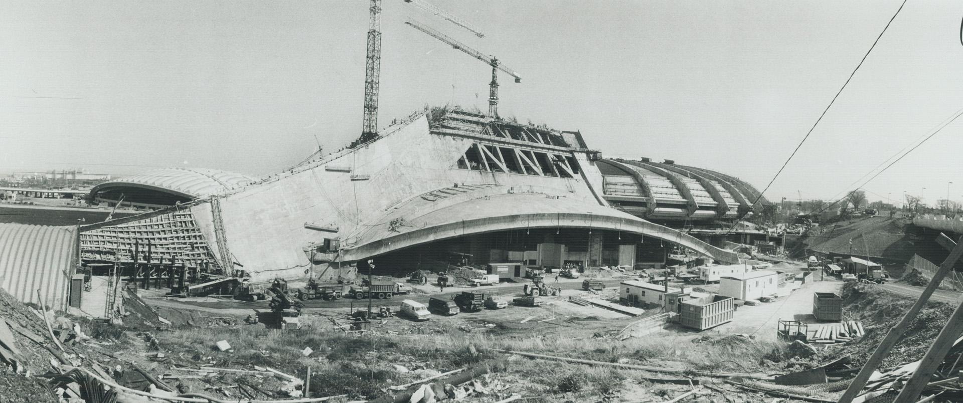 Sports - Olympics - (1976) - Montreal - Olympic Stadium (Main Stadium)