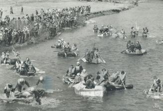 Crazy Boat Races are rapidly becoming a springtime event, wet but exhilarating for the contestants and entertaining for the spectators, who crowd the (...)