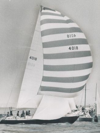 Spinnaker Billowing, Manitou nears finish line in opening race of Canada's Cup series to win by 8-minute, 6-second margin over United States challenge(...)
