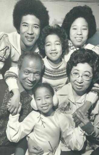 Paul Douglas, Bonnie (rear), Darlene (centre) Foch, Jeanne, Candy