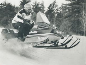 Sports - Snowmobiles - (1971-1973)