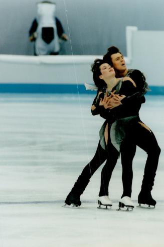 Natalia Mishkutenok and Artur Dmitriev 1992 Oly