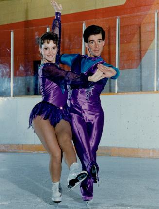 They're skating for the gold, Melanie Cole, 19, and Michael Farrington, 21, of the Upper Canada-North York Skating Club will compete at the Winter Oly(...)