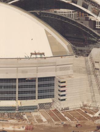 Sports - Stadiums - Canada - Ontario - Toronto - Skydome (Construction) 1989