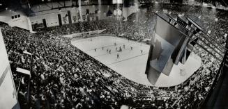 But two new Leafs didn't help. An unannounced change of heart put two new Canadian flags up the pole at Maple Leaf Gardens last night for the Leafs-Ca(...)