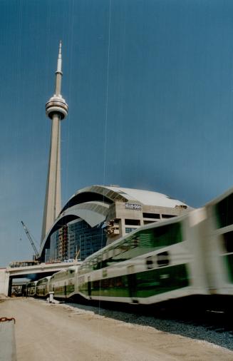 Public transit to SkyDome