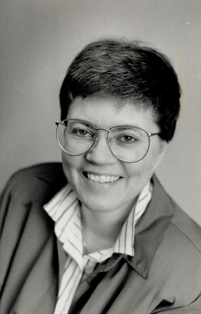 Author Lois Braun
