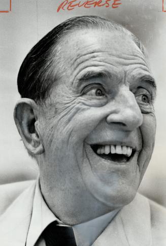 Stanley Holloway has itchy feet, At 87, he's not ready for the rocking chair