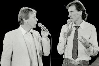 Righteous Brothers: Clsoe to 3,000 people showed up at the Forum Ontario Place last night to overdose on hard-core nostalgia from Bobby Hatfield (left) and Bill Medley