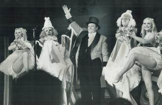 A British import at the Royal Alexandra Theatre over the holiday season, the pantomime Goldilocks has John Sharpe (left) as the ringmaster of a debt-r(...)