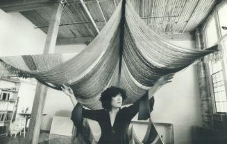 Framed by one of her fibre creations, painter-sculptor Aiko Suzuki talked with Star art critic Gary Michael Dault this week about her decision to chan(...)